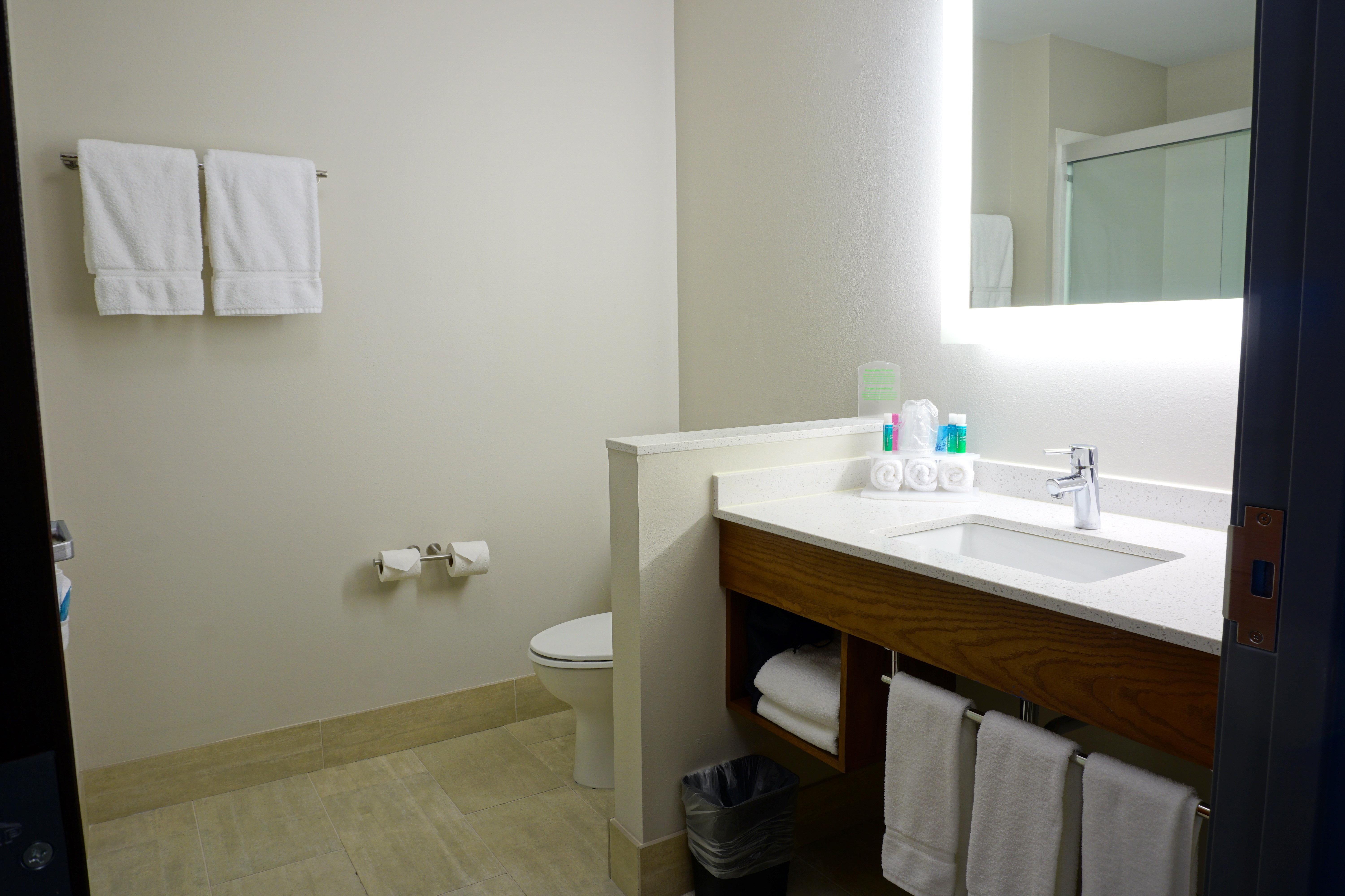 Holiday Inn Express & Suites Omaha - Millard Area By Ihg Eksteriør billede