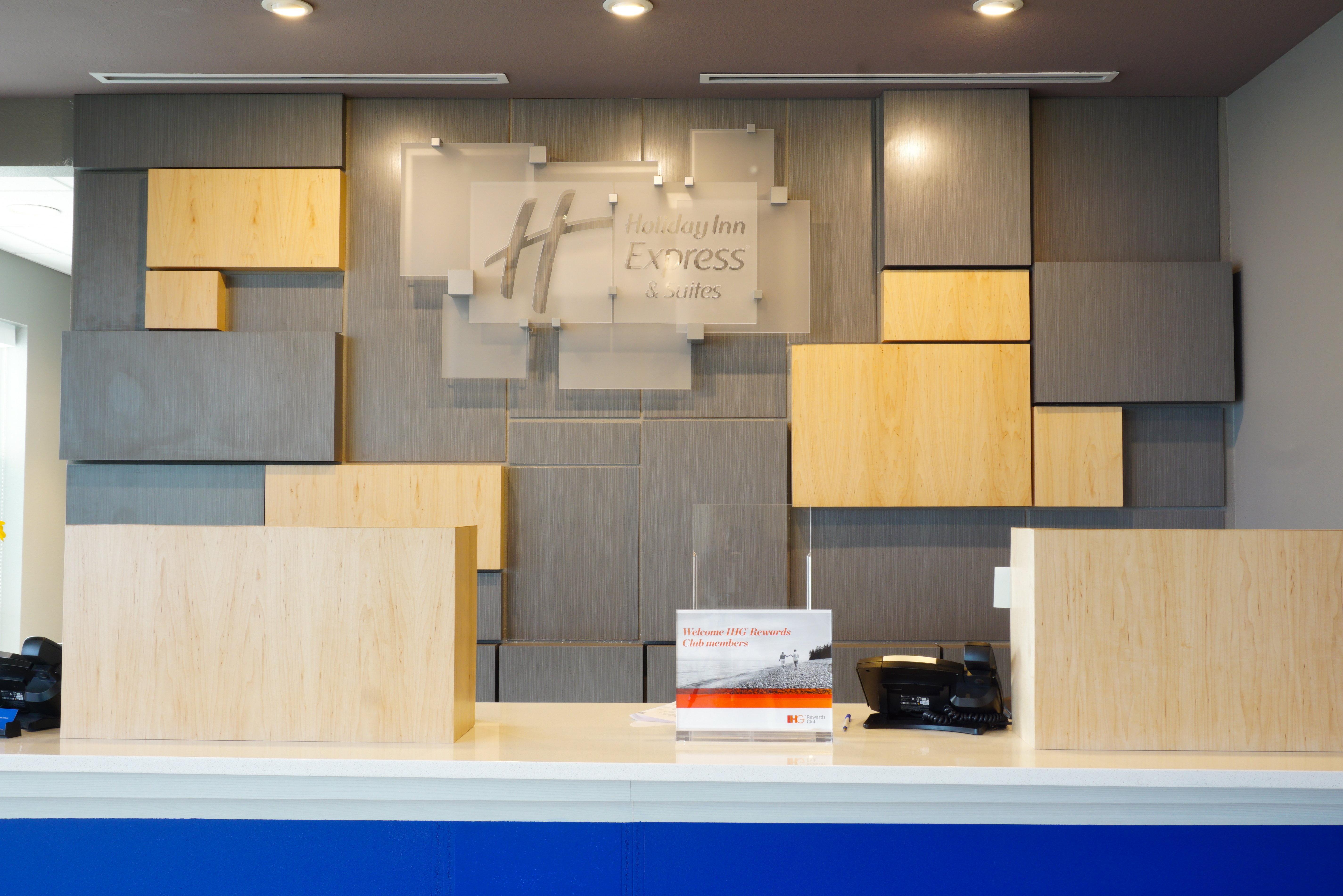 Holiday Inn Express & Suites Omaha - Millard Area By Ihg Eksteriør billede